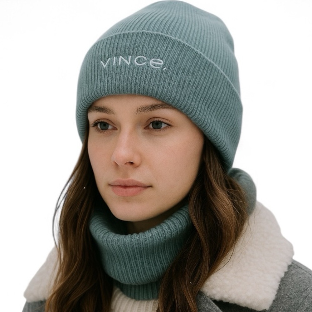 VINCE Wool/Cashmere Rib Knit Beanie Embroidered Logo Cuff One Size New w Flaw